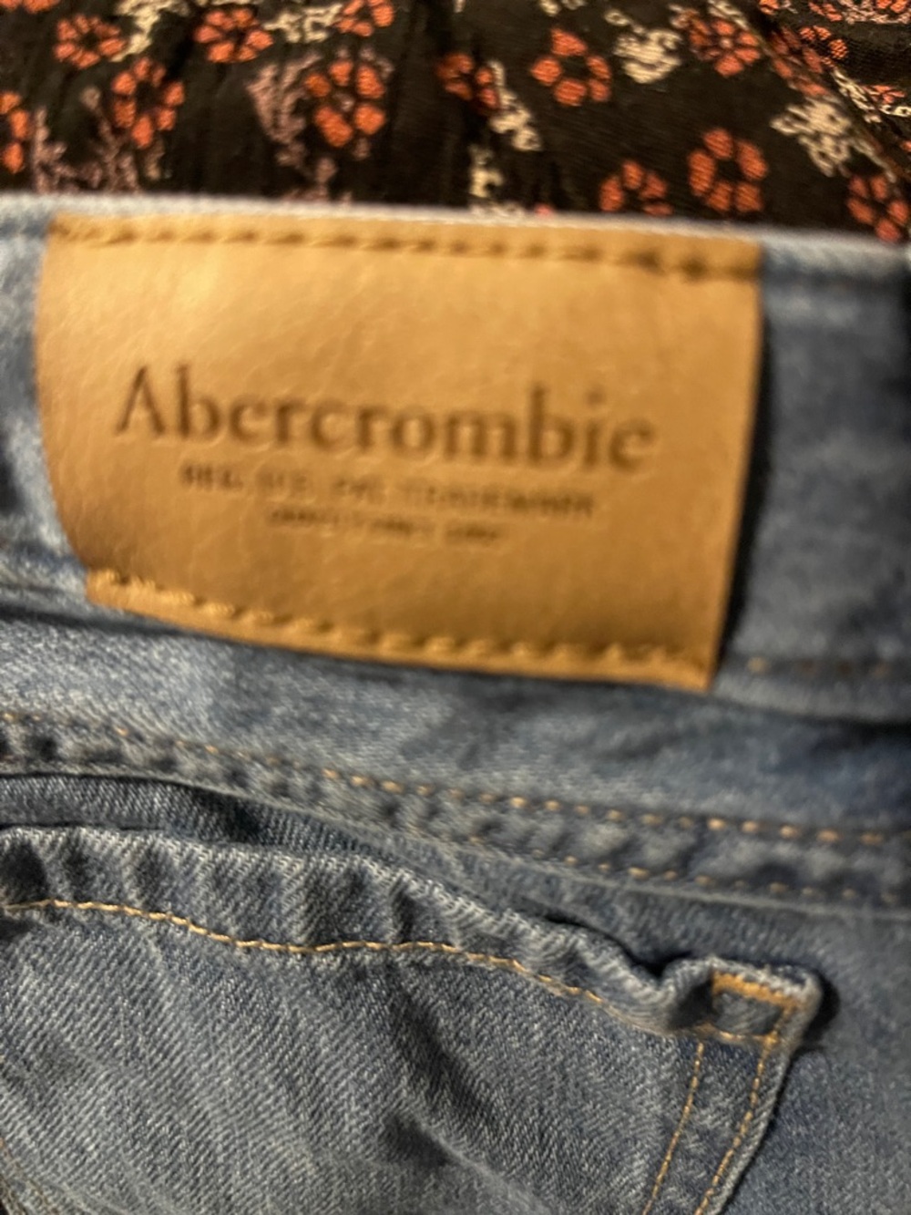 abercrombie kids Light Blue Wide-Leg Jeans with Cream Embroidery - Picture 5 of 6